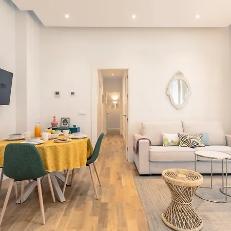 Magno Casa Del Correo Mayor I Σεβίλλη